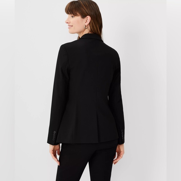 Ann Taylor Long One-Button Blazer Bi-Stretch Petite 2P - Picture 2 of 7